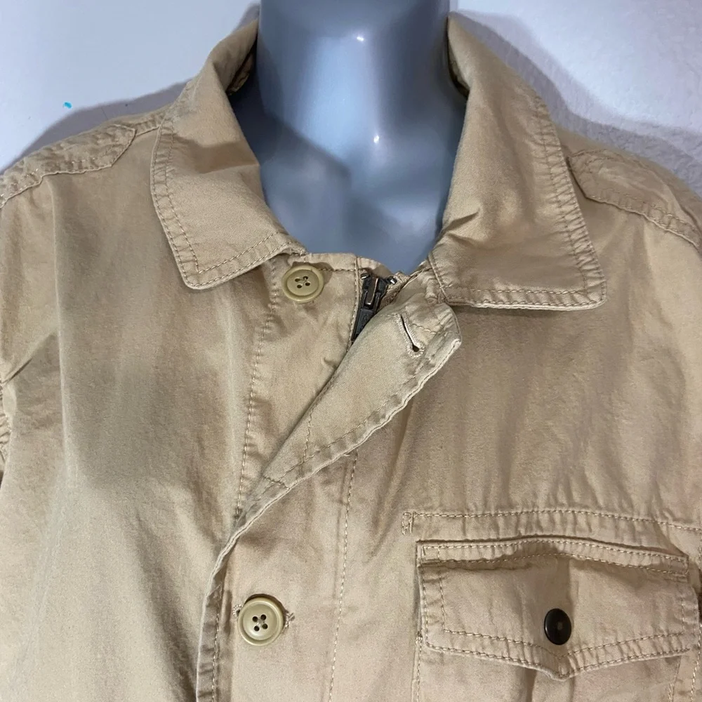 Banana Republic Light weight Cotton Jacket. Camel. Size large.